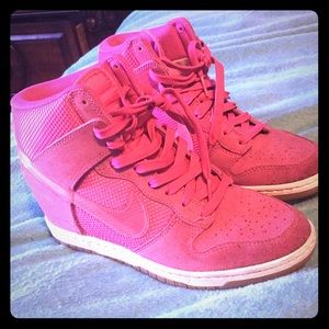 8 1/2 pink shield lease up Nikes